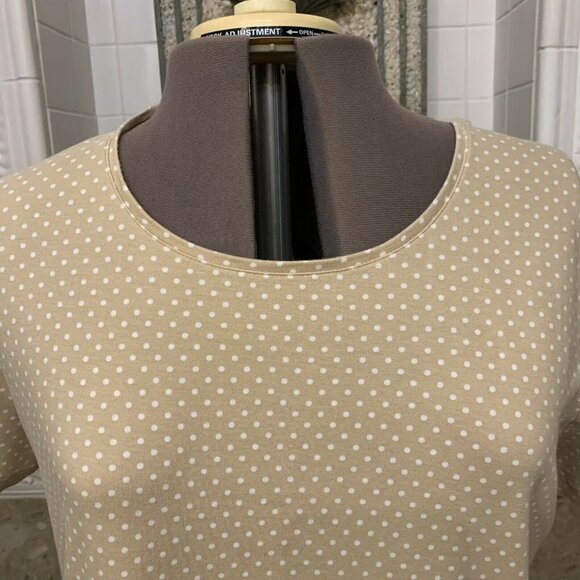 White Stag. Size 20 XXL. Short Sleeve, Jewel Neck Shell. Easy Care. B25 - Picture 2 of 5